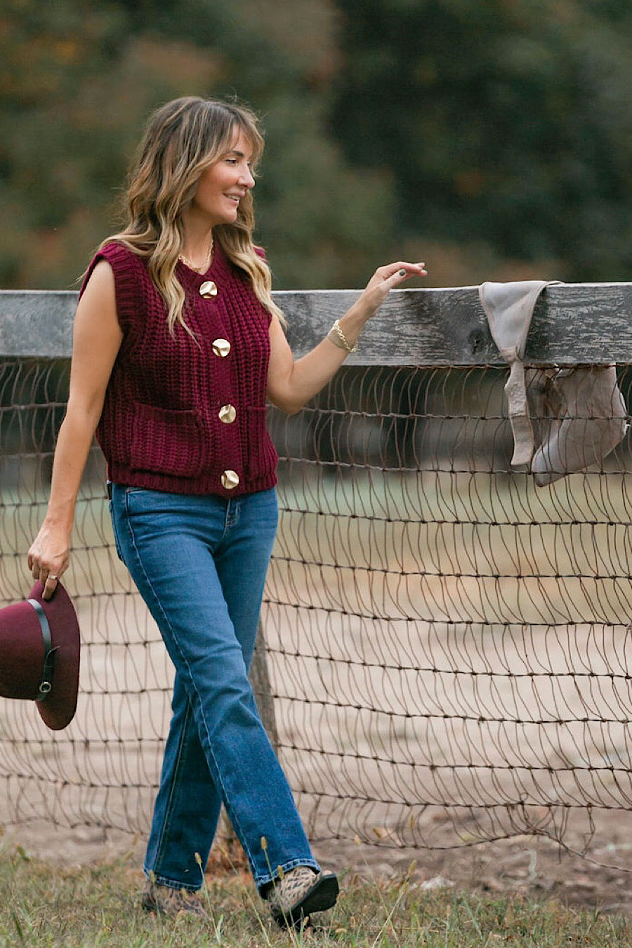 Early Chill Chunky Knit Sleeveless Sweater Vest