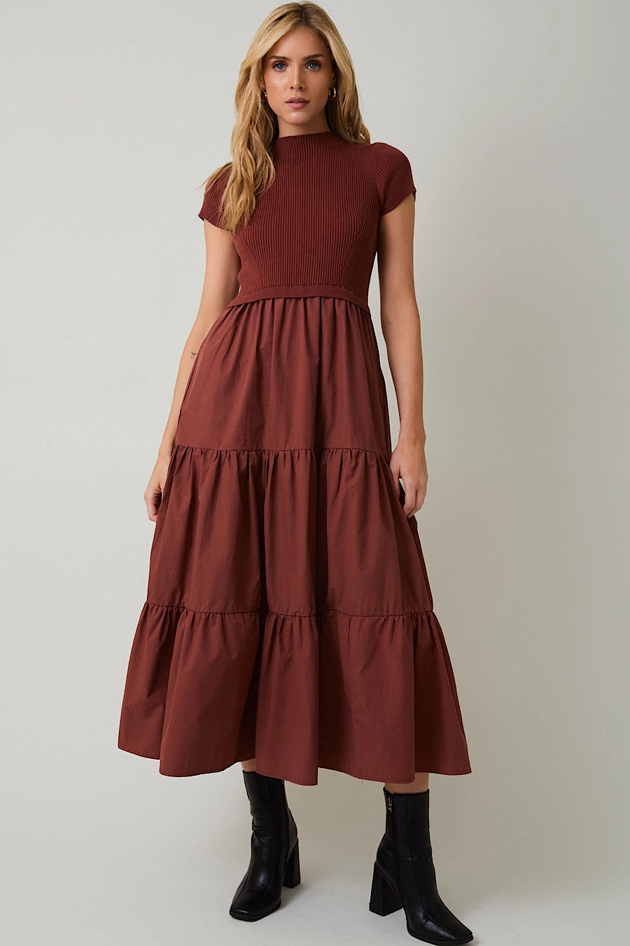 Look My Way Berry Mixed Media Pocket Dress