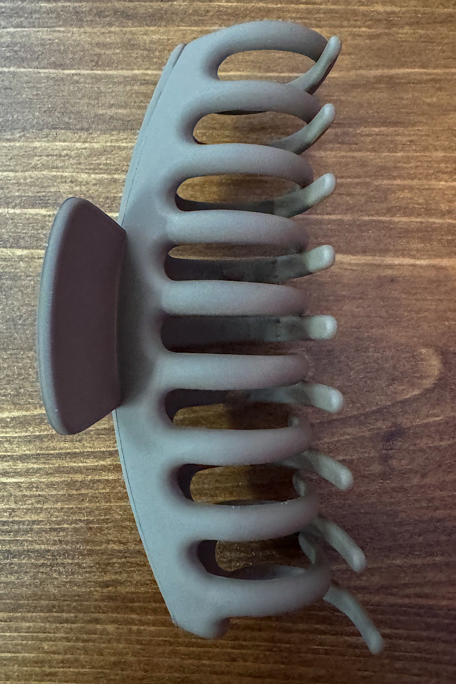 Jumbo Hair Claw Clip in Sev Colors