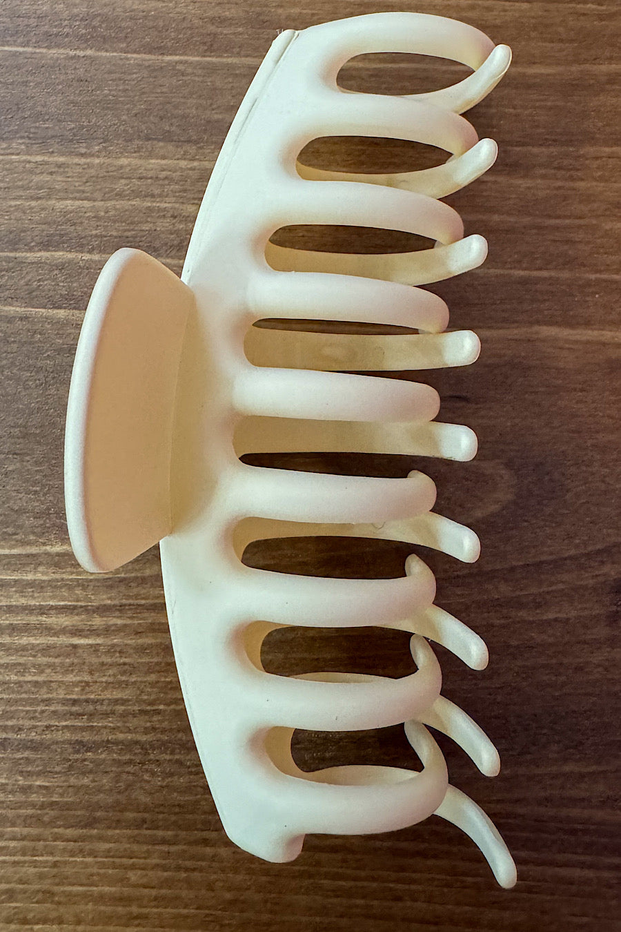 Jumbo Hair Claw Clip in Sev Colors