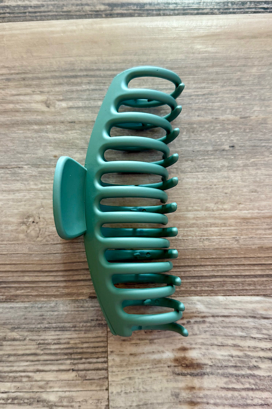 Jumbo Hair Claw Clip in Sev Colors
