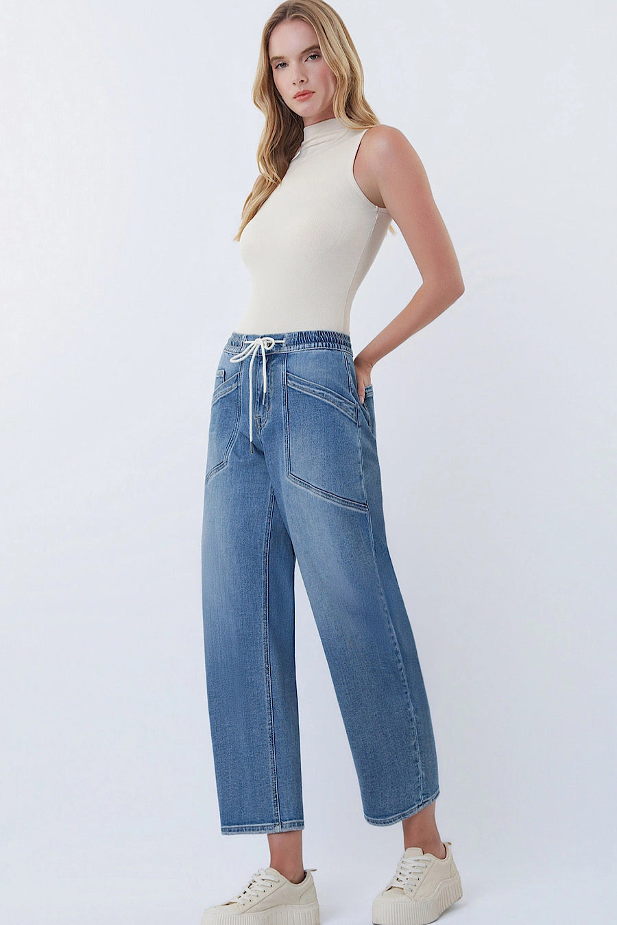 Upstanding Drawstring Barrel Jean