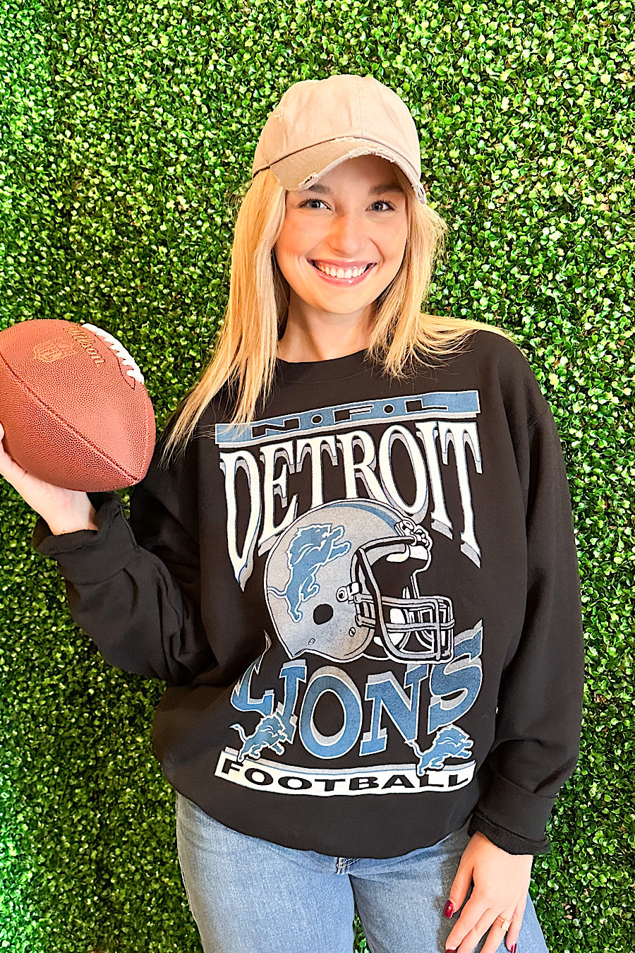 Junk Food NFL Detroit Lions Helmet Sweatshirt