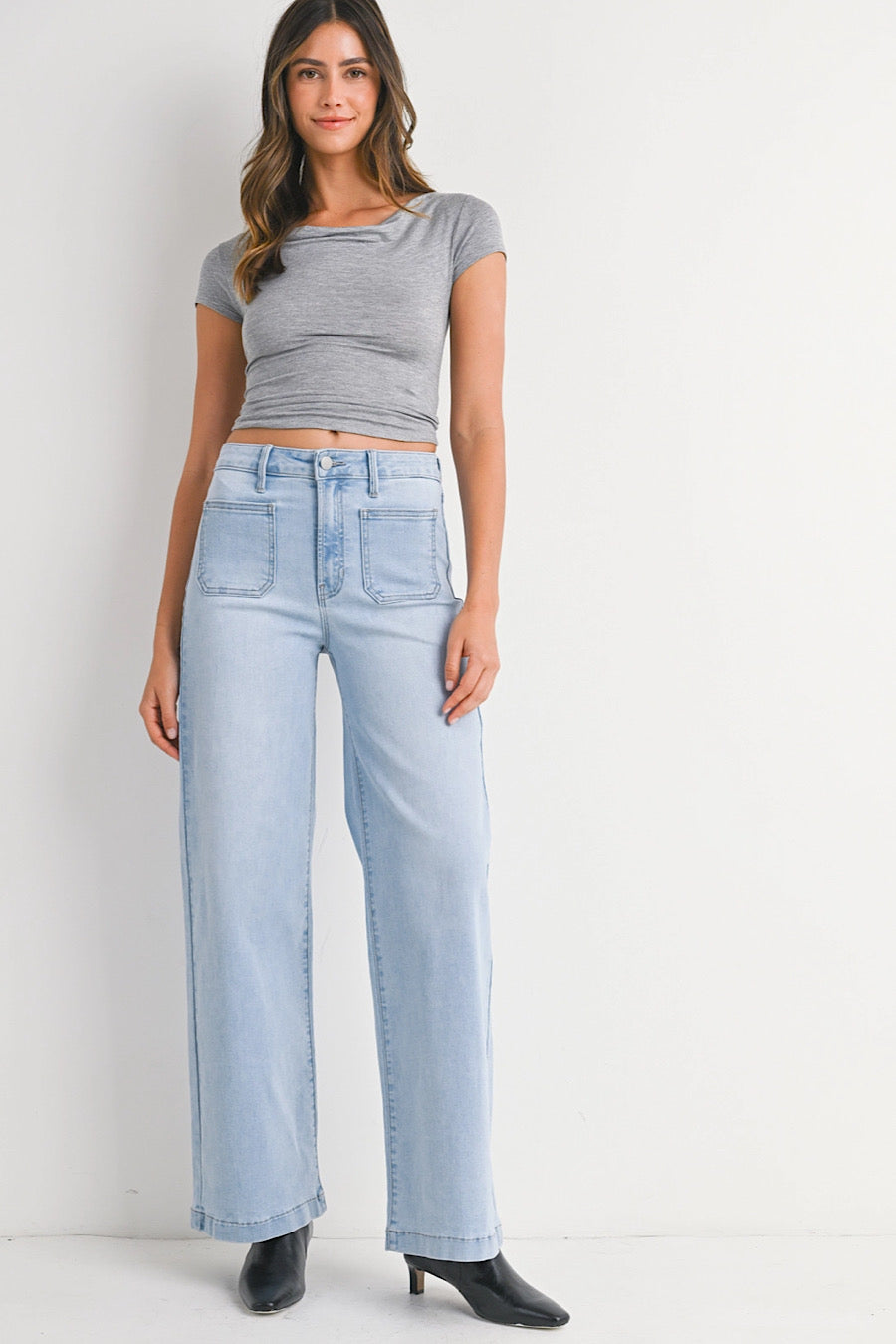 Perfect Form Mini Patch Pocket Wide Leg Jeans