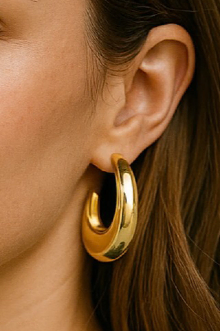 Banks Teardrop Earrings in Gold or Silver