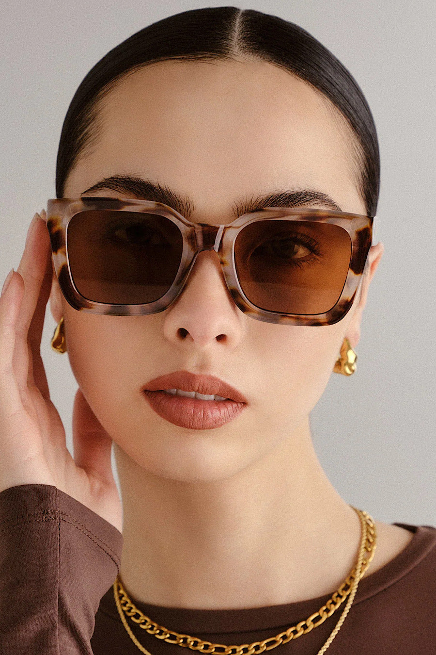 AIRE Abstraction Sunglasses in Cookie Tortoise
