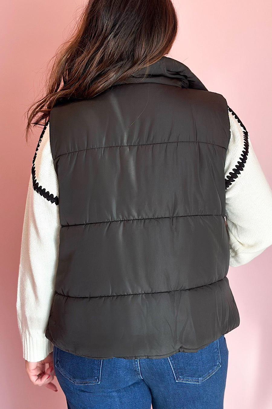 Campfire Zip Up Puffer Vest in Black