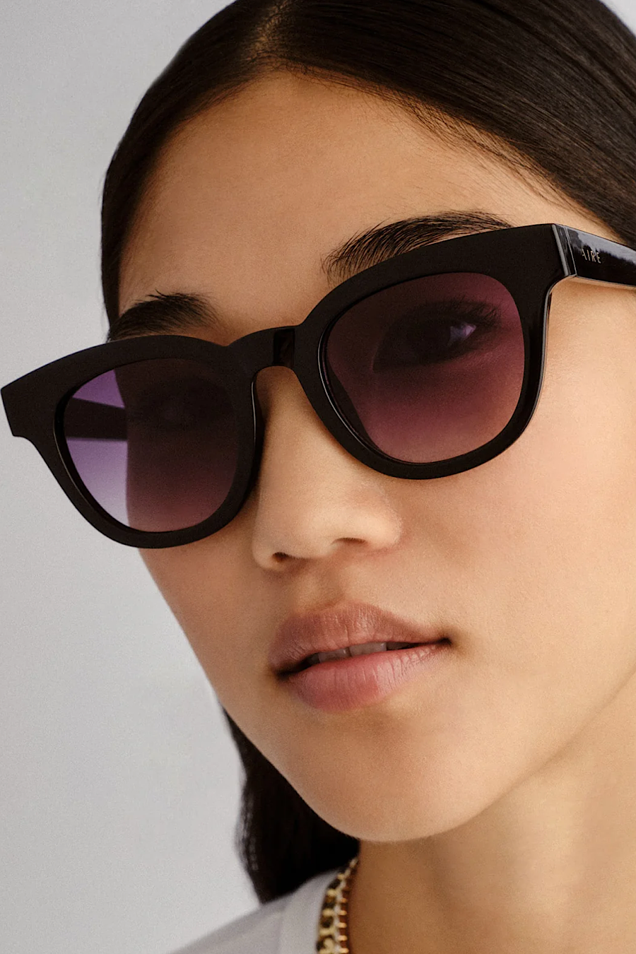 AIRE Dorado Sunglasses in Black & Warm Smoke