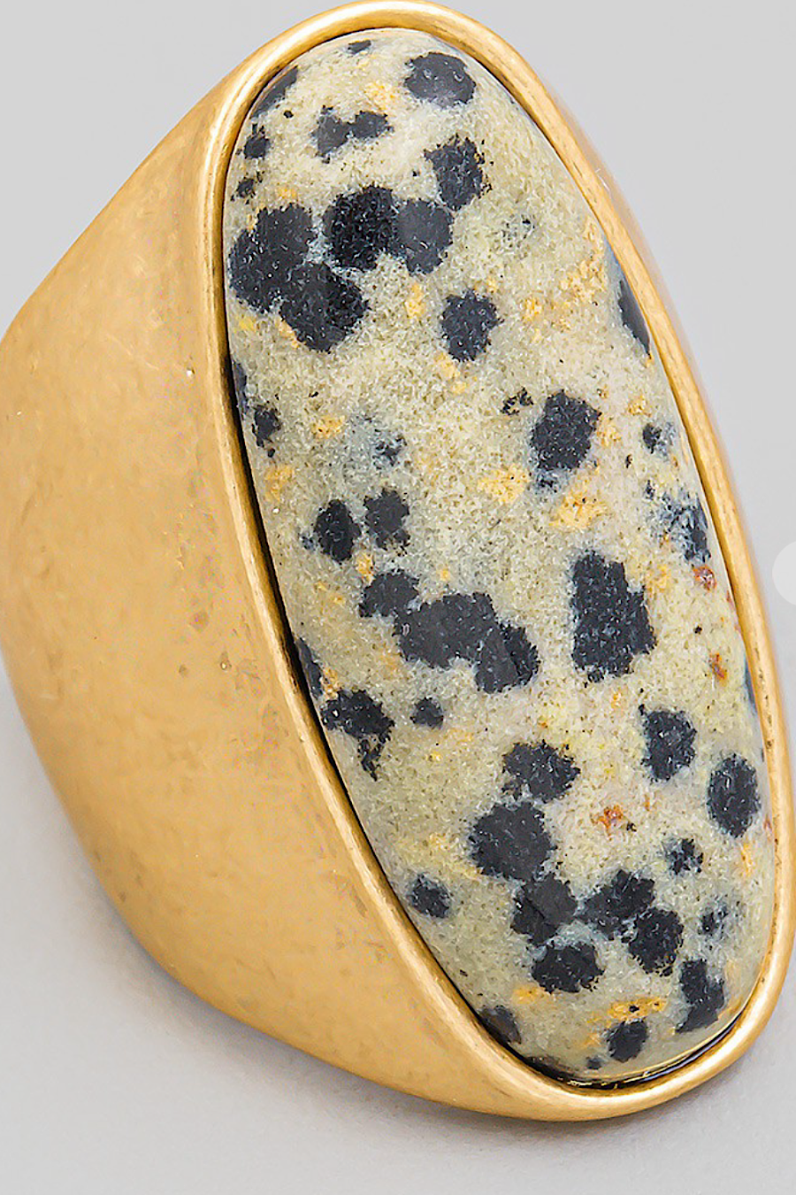 Oval Precious Stone Ring in 3 colors