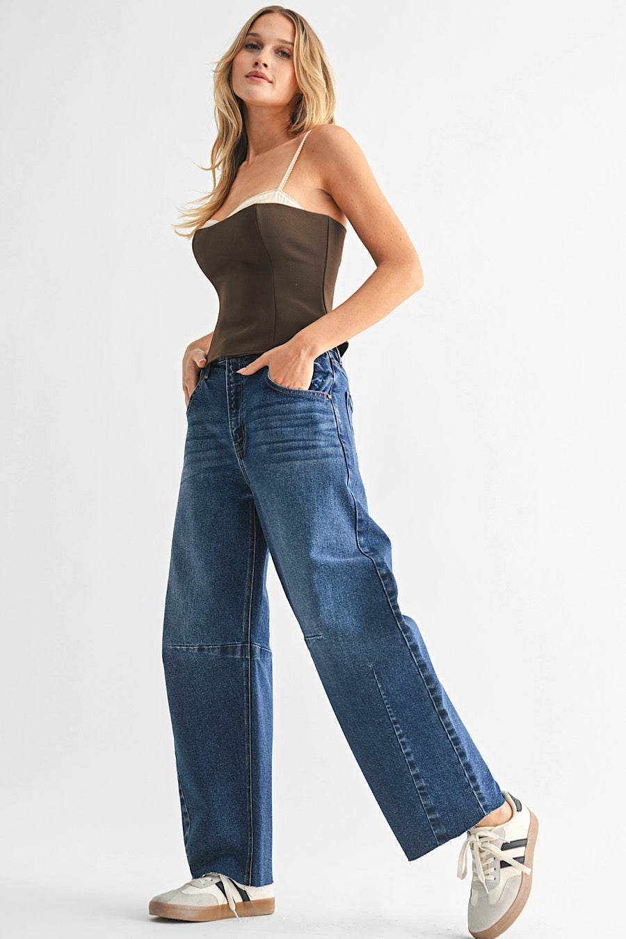 Clear Waters Barrel Jeans in Dark Wash