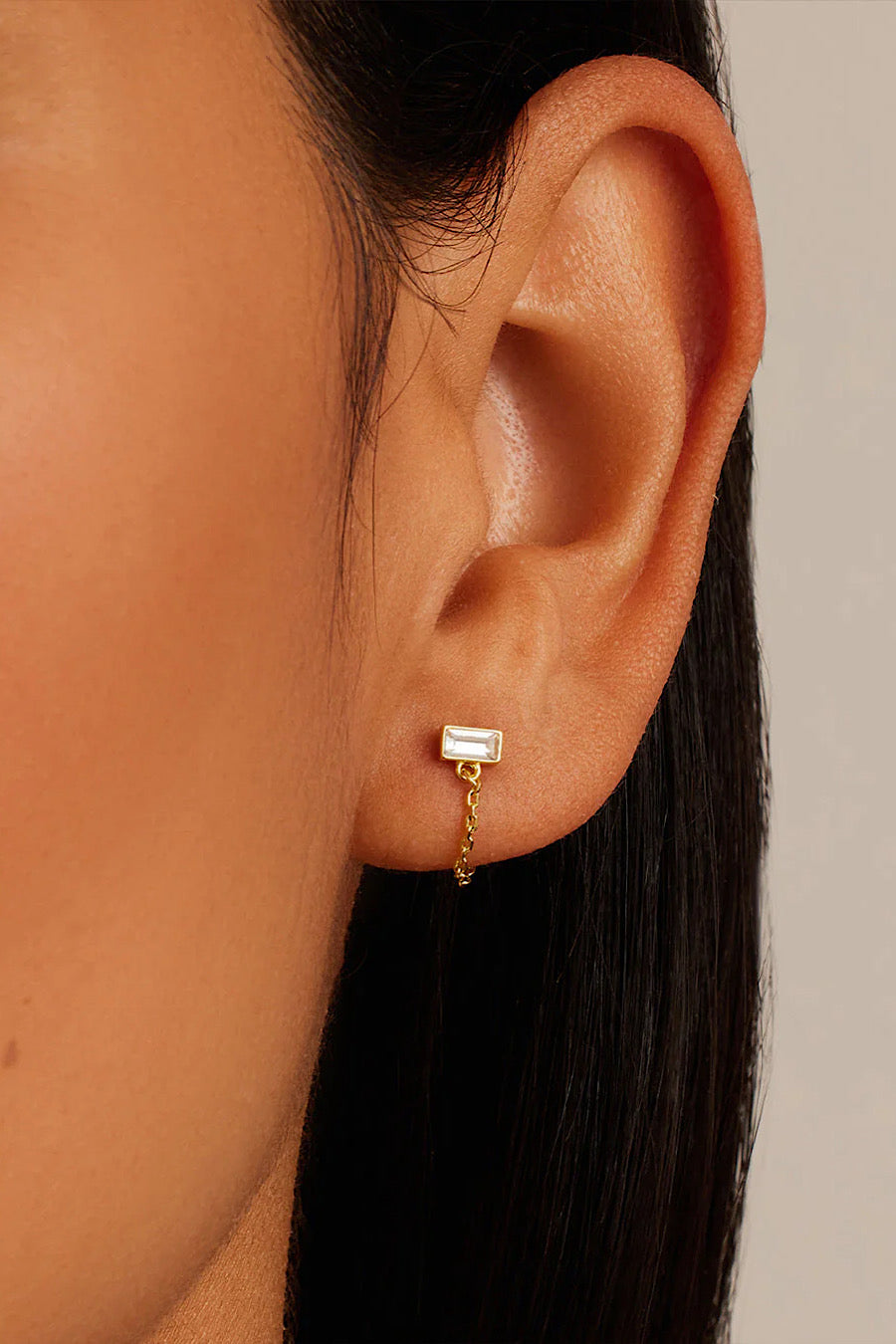 Gorjana Desi Chain Huggie Earrings