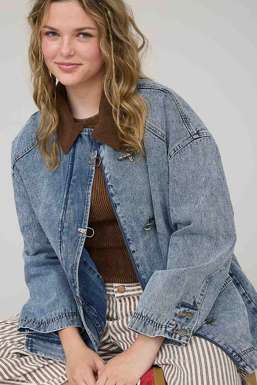 Coyote Latch Hook Denim Barn Jacket