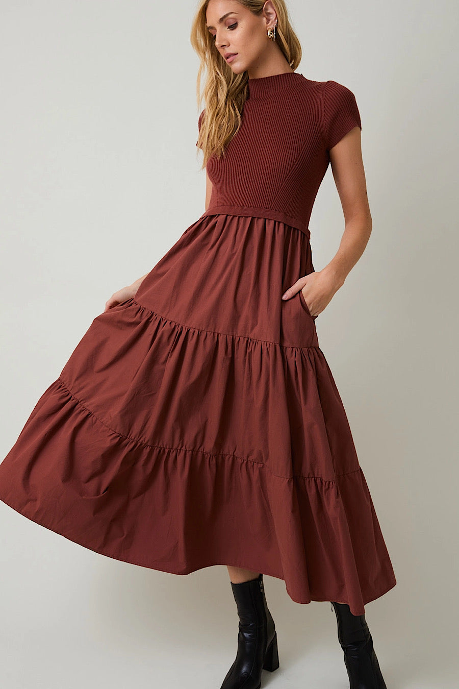 Look My Way Berry Mixed Media Pocket Dress