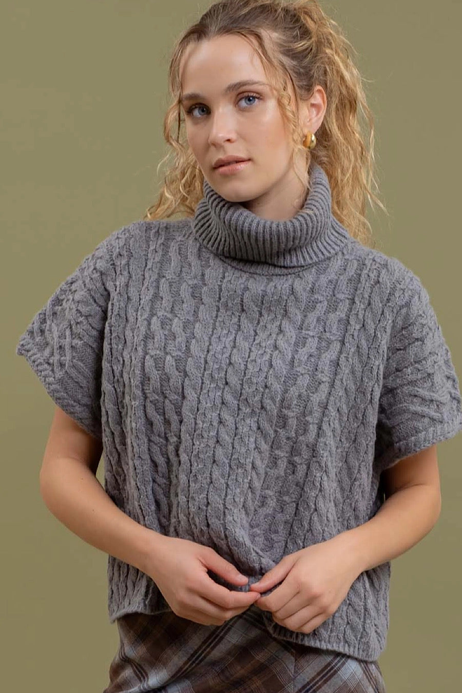 Antonio Cableknit Short Sleeve Sweater