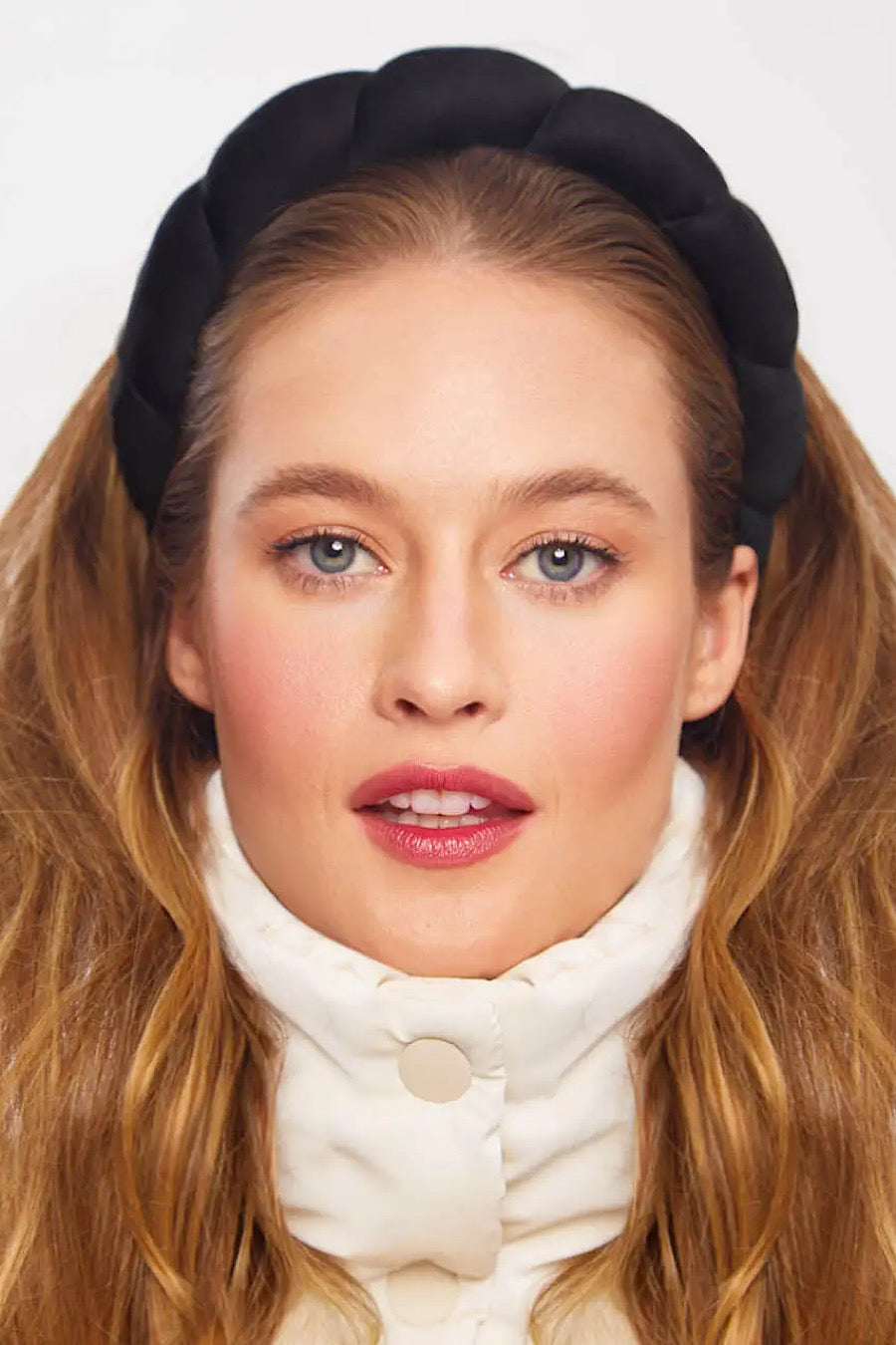 Kitsch Fabric Puffy Scalloped Headband Black