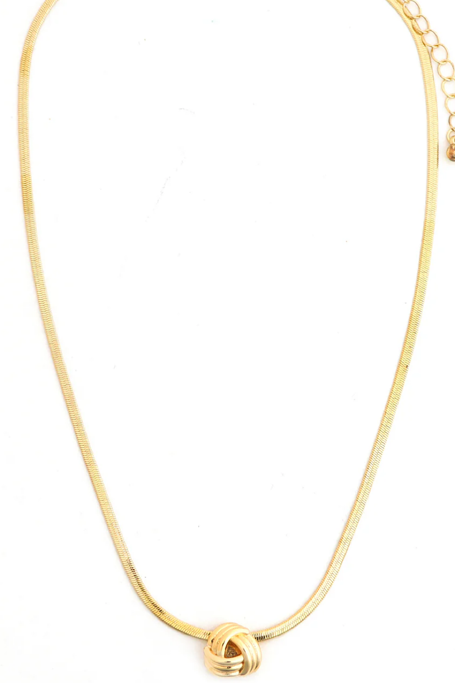 Knot Pendant Necklace Gold