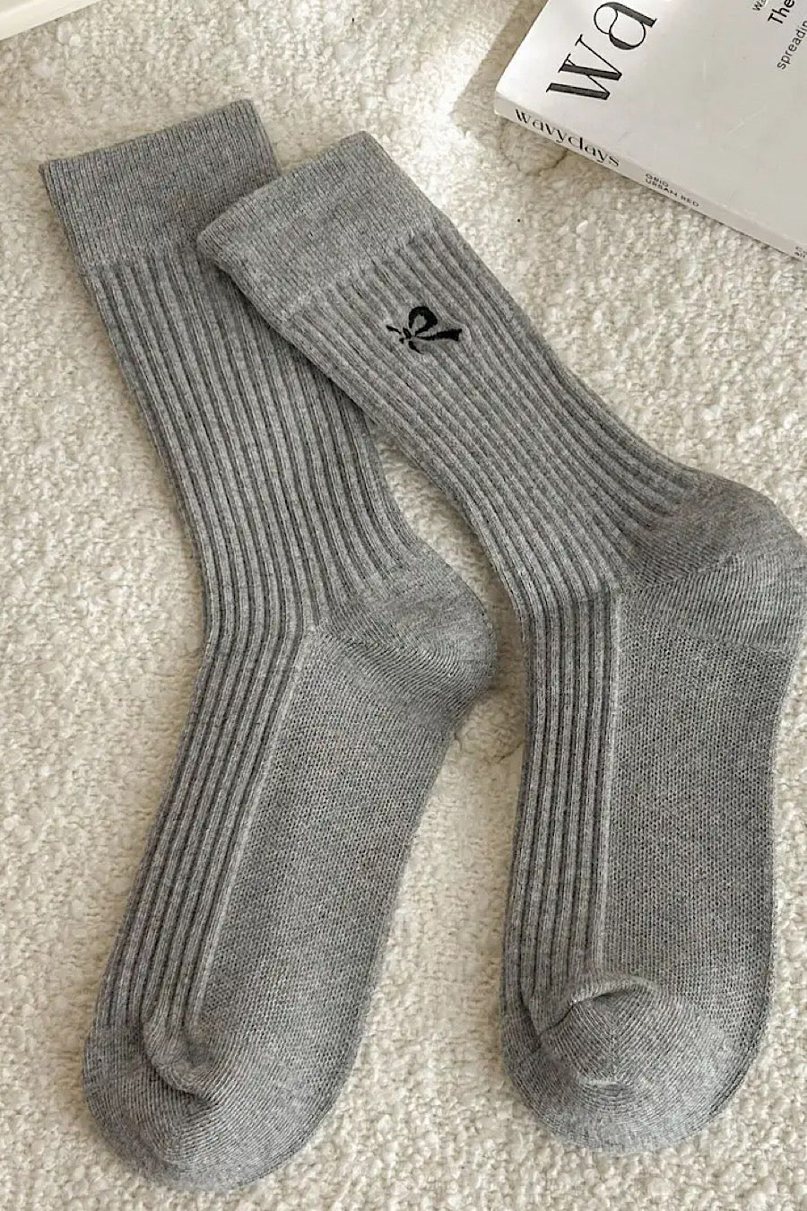 Bow Embroidered Crew Socks in 3 Colors