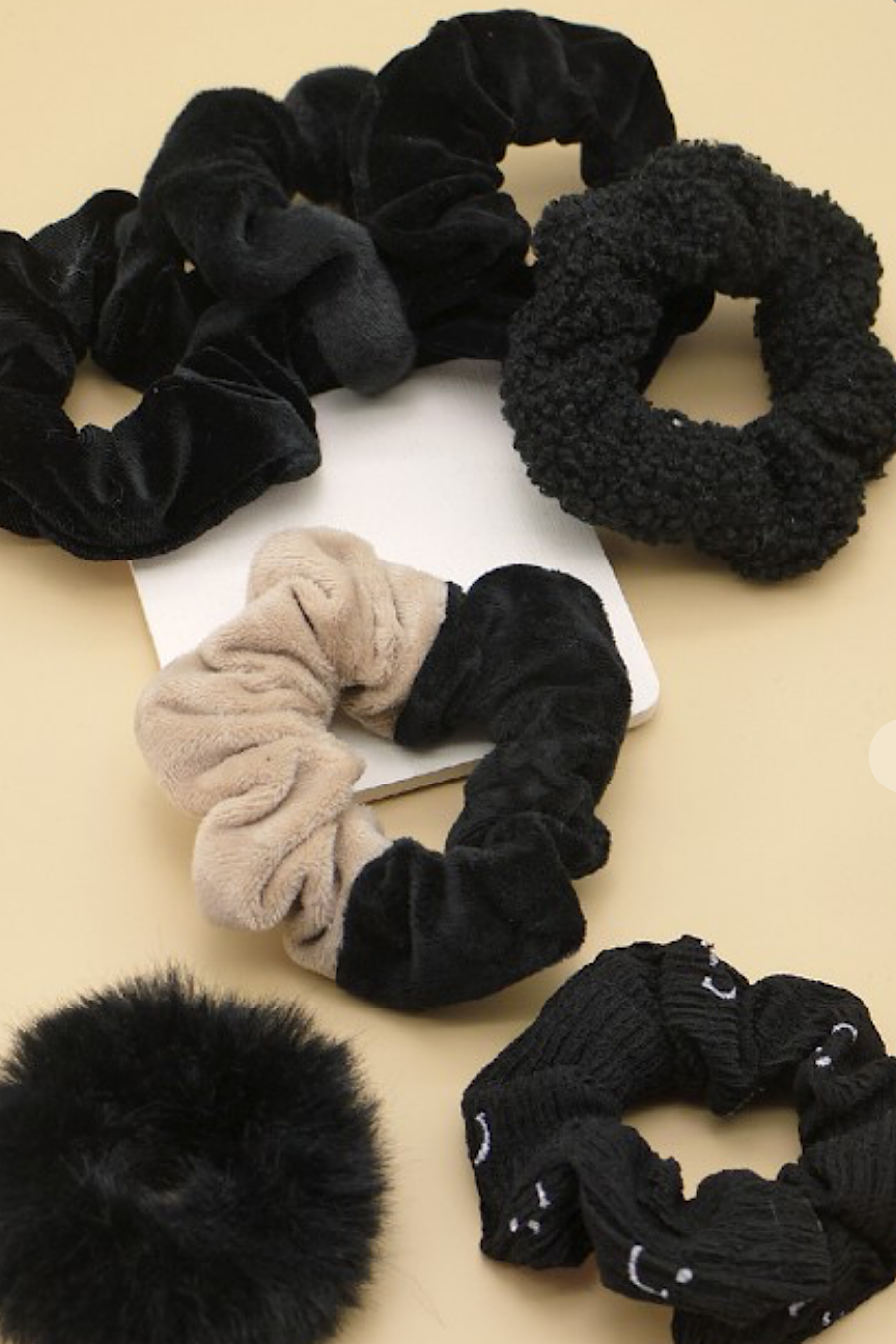 Winter Scrunchies in Several Colors!