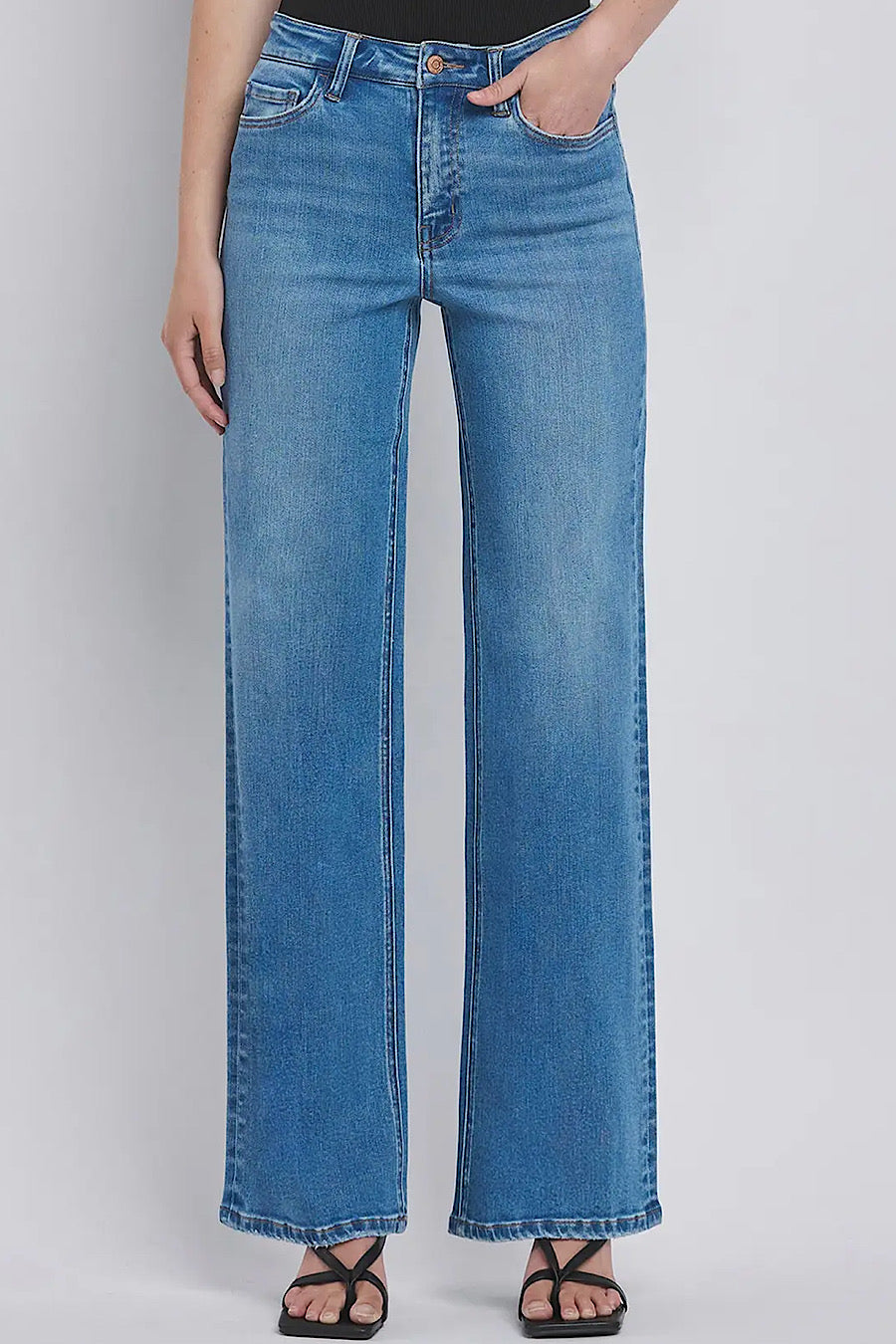 Refinery Wide Leg Jeans in Medium Wash