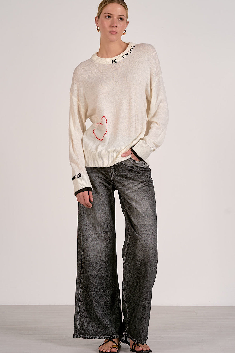 Je t’aime Love Embroidered Sweater