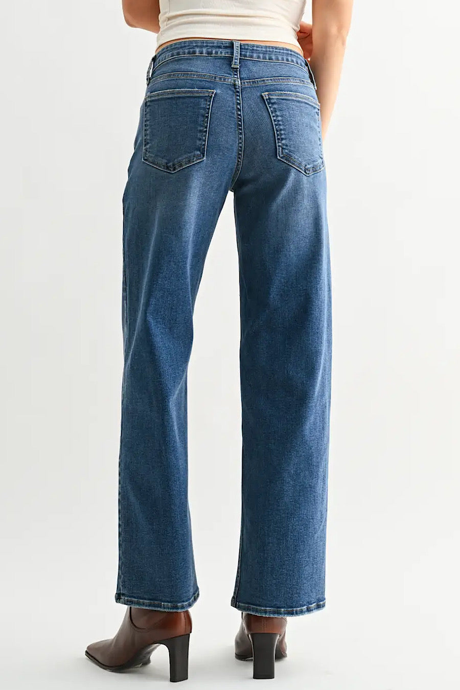 Influencer Status Straight Leg Jeans