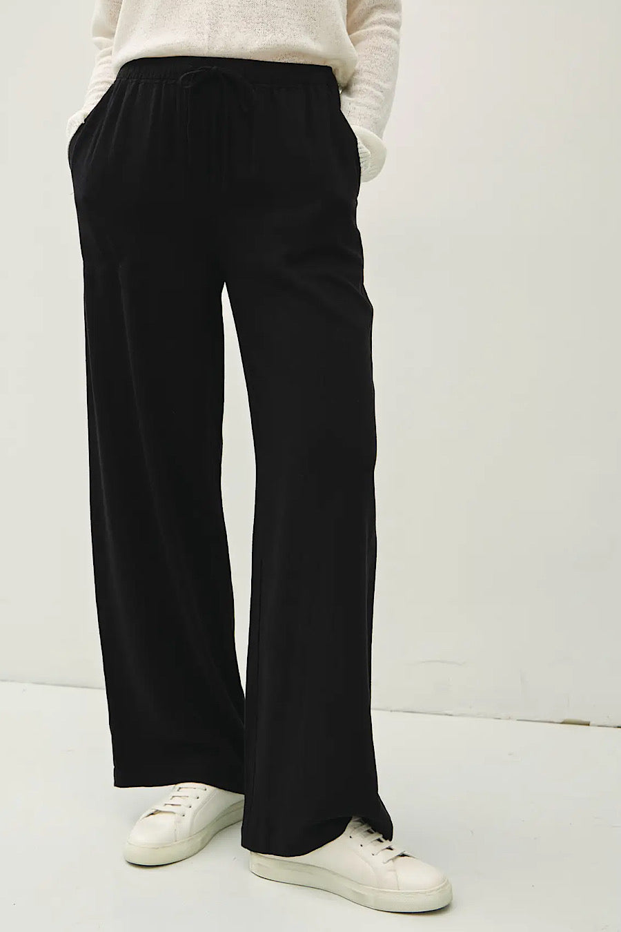 When It’s Over Linen Black Pants