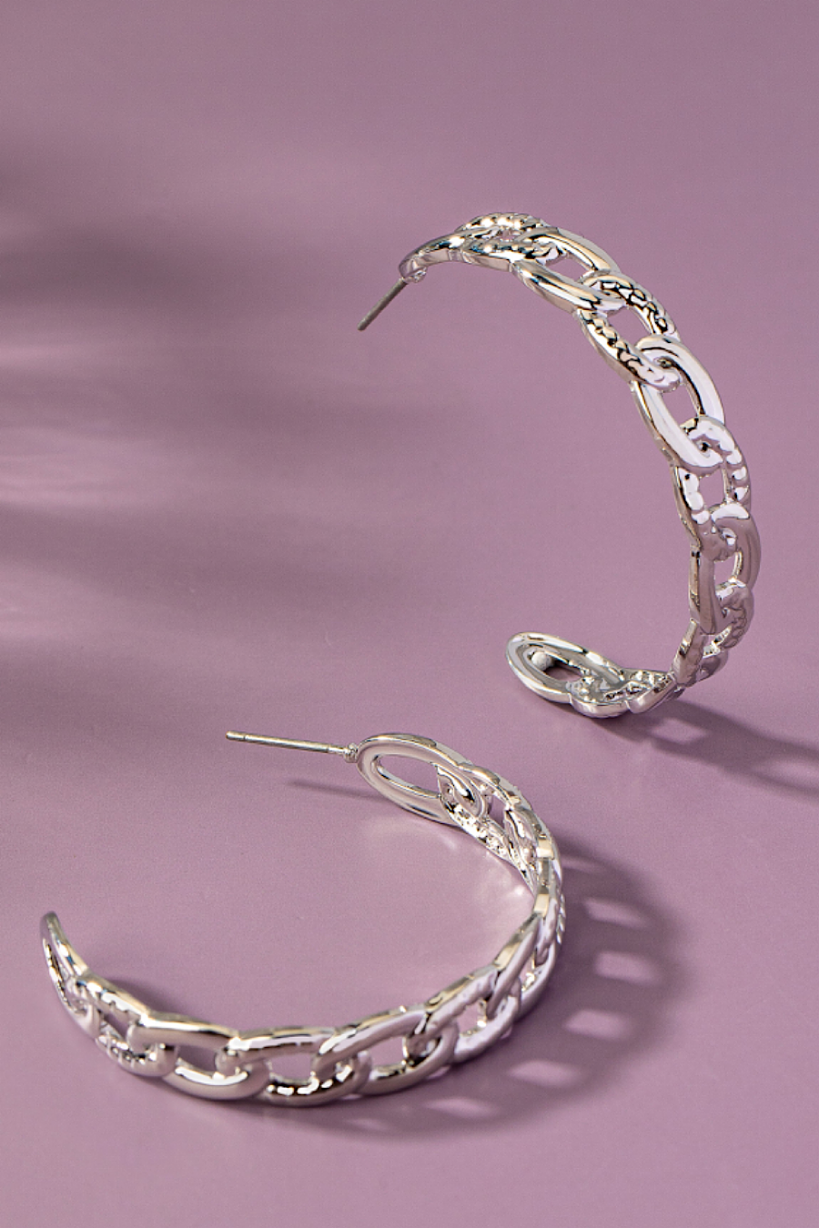 Textured Link Chain Hoop Earrings in Gold
