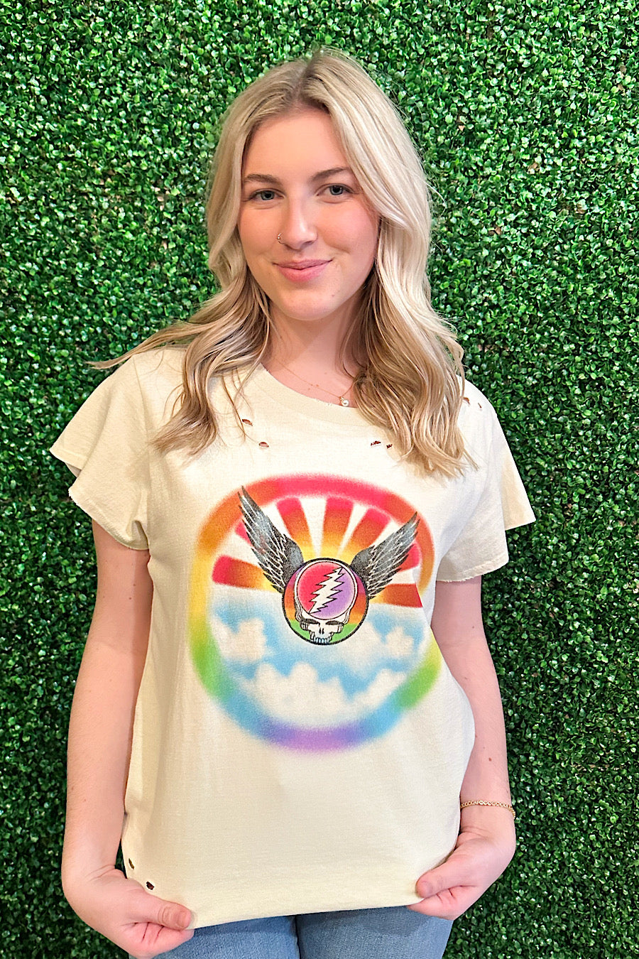 Chaser Grateful Dead Distressed Star Shields T-Shirt