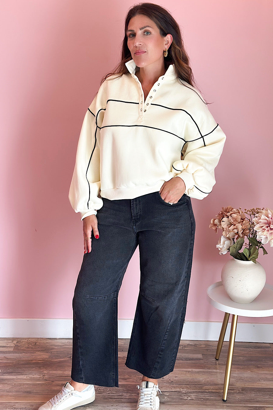 Straight &amp; Narrow Contrast Piping Sweatshirt