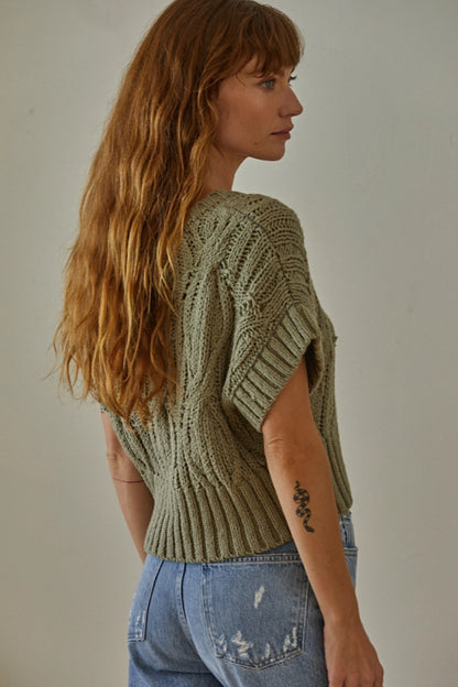 Olive Carrie Short Sleeve Cable Knit Sweater