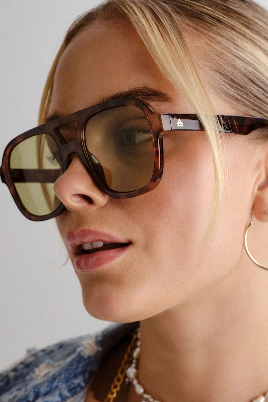 AIRE Whirlpool Sunglasses in Dark Tort