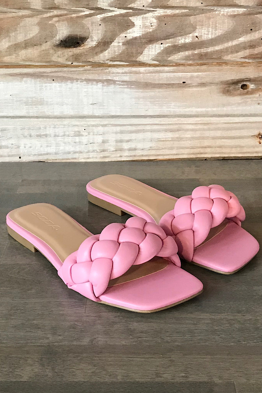 Ball Braided Sandals in Pink