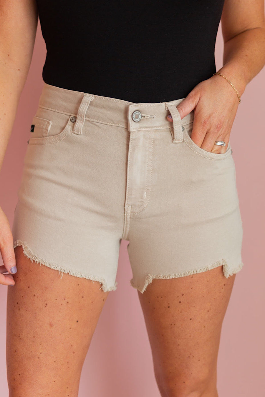 Desert Sands Shorts in Taupe