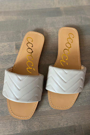 Courtney Quilted Sandal in Grey